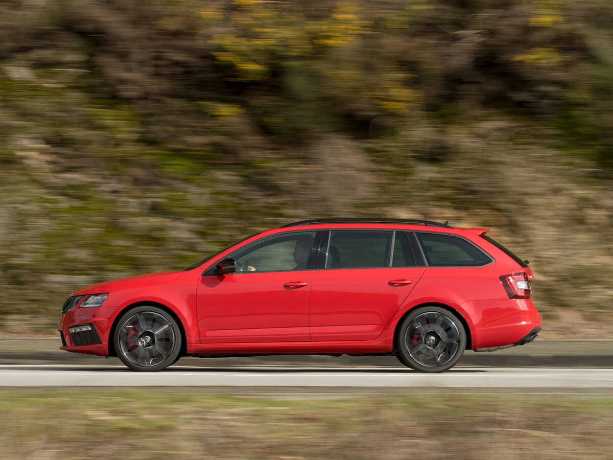 Skoda Octavia RS III Рестайлинг, Универсал 5 дв.: фото поколения