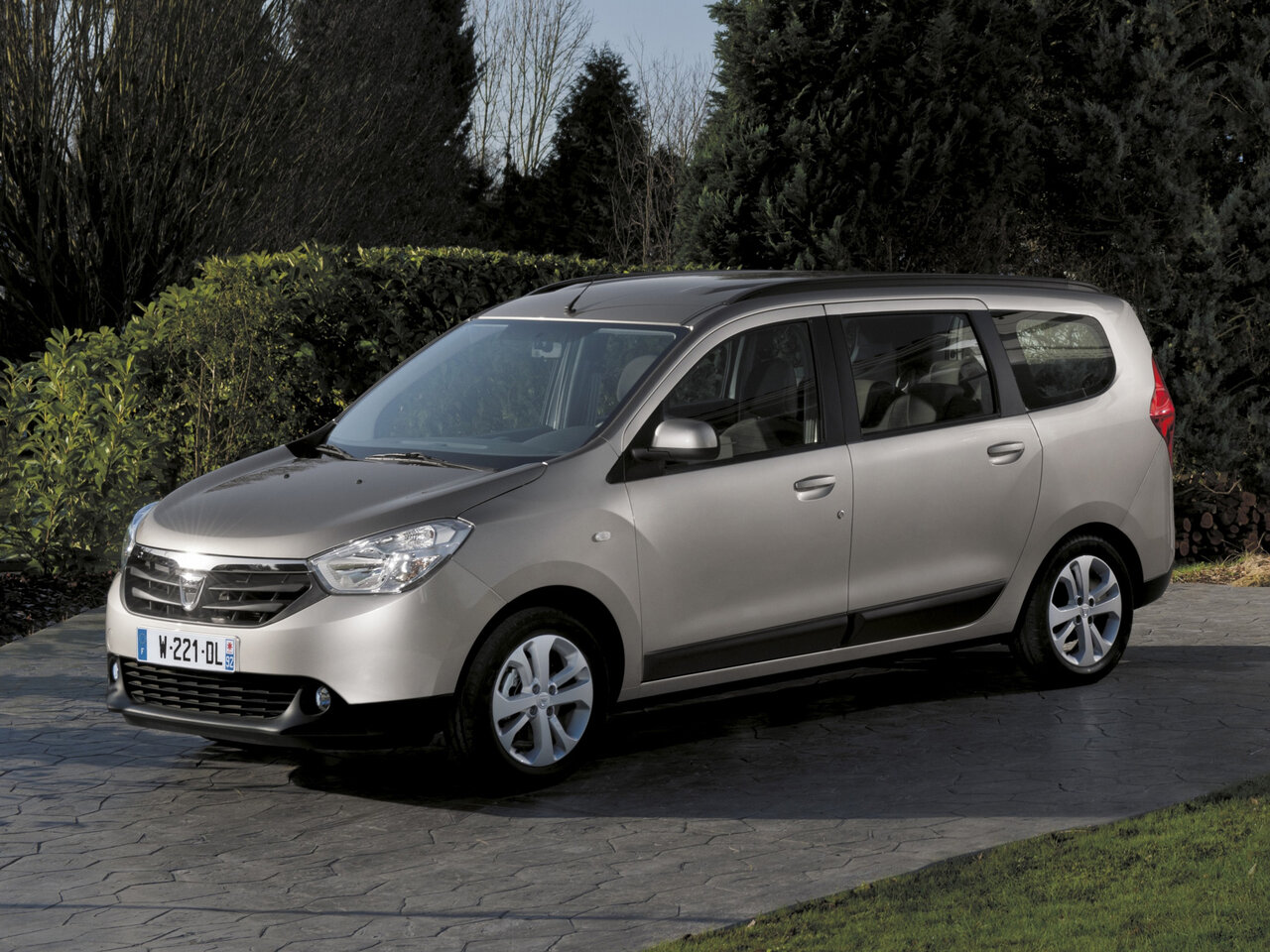 dacia lodgy van