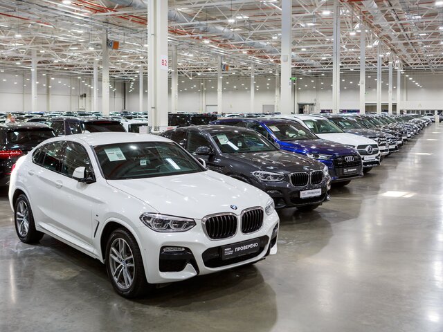 Профиль дилера РОЛЬФ Аэропорт | Автомобили с пробегом на Авто.ру