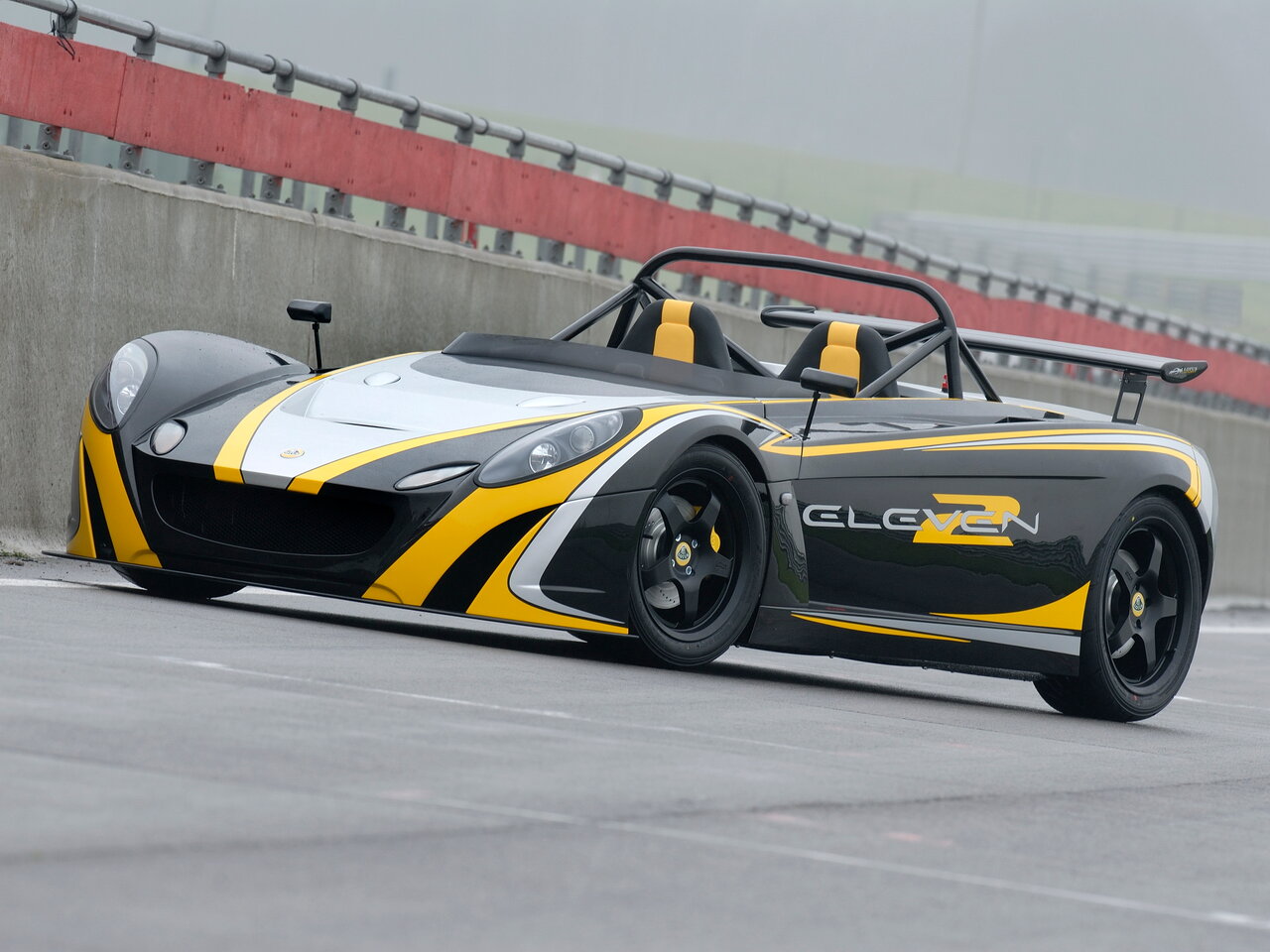 Lotus 2-Eleven Основной вид