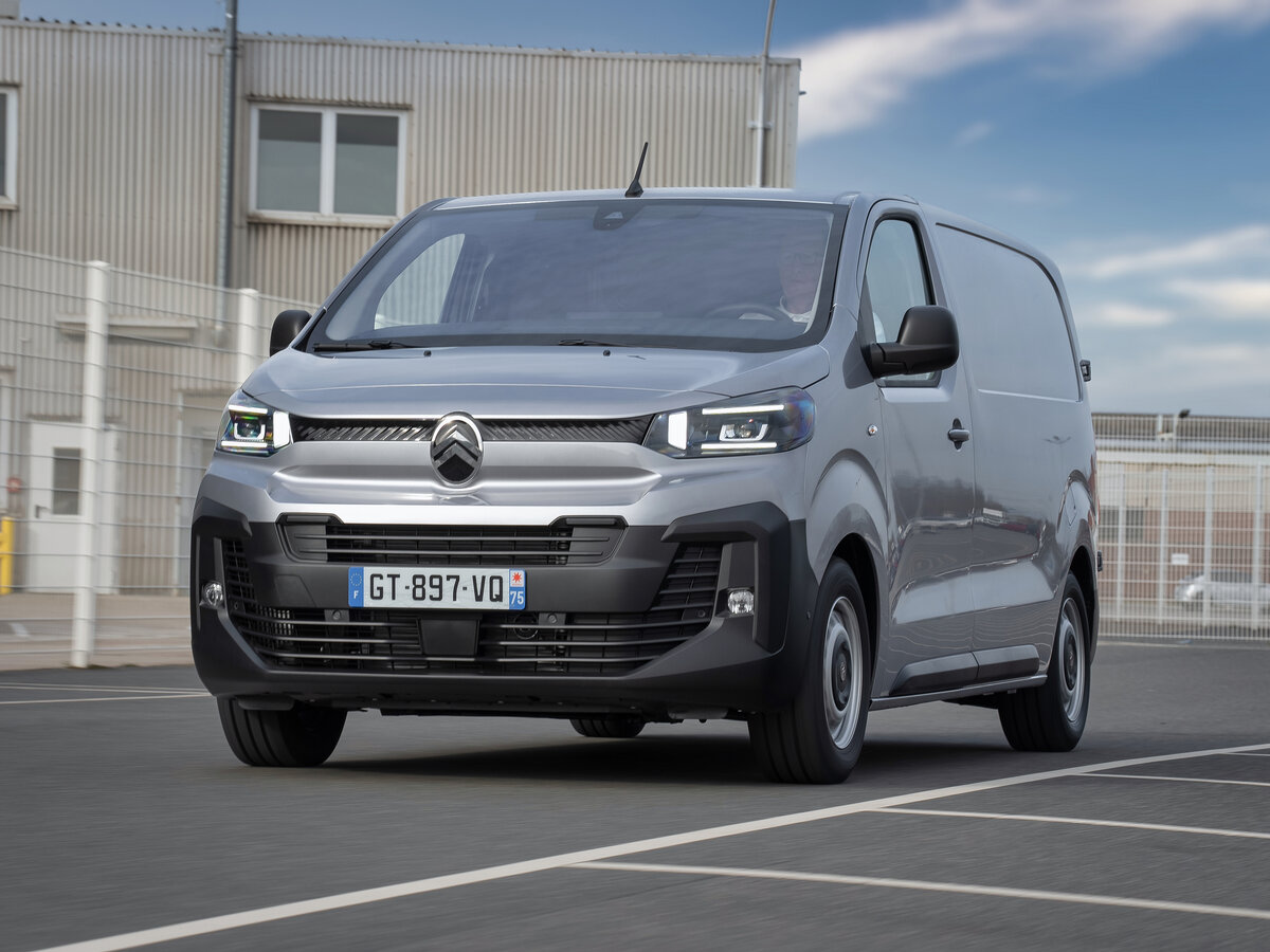 Citroen Jumpy III Рестайлинг, Минивэн M: фото поколения