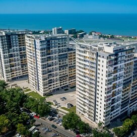 Купить 3-комнатную квартиру с ремонтом в ЖК «Триумф» в Адлере - изображение 1