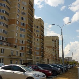 Купить однокомнатную квартиру в микрорайоне «Зеленая околица» в Москве и МО - изображение 2
