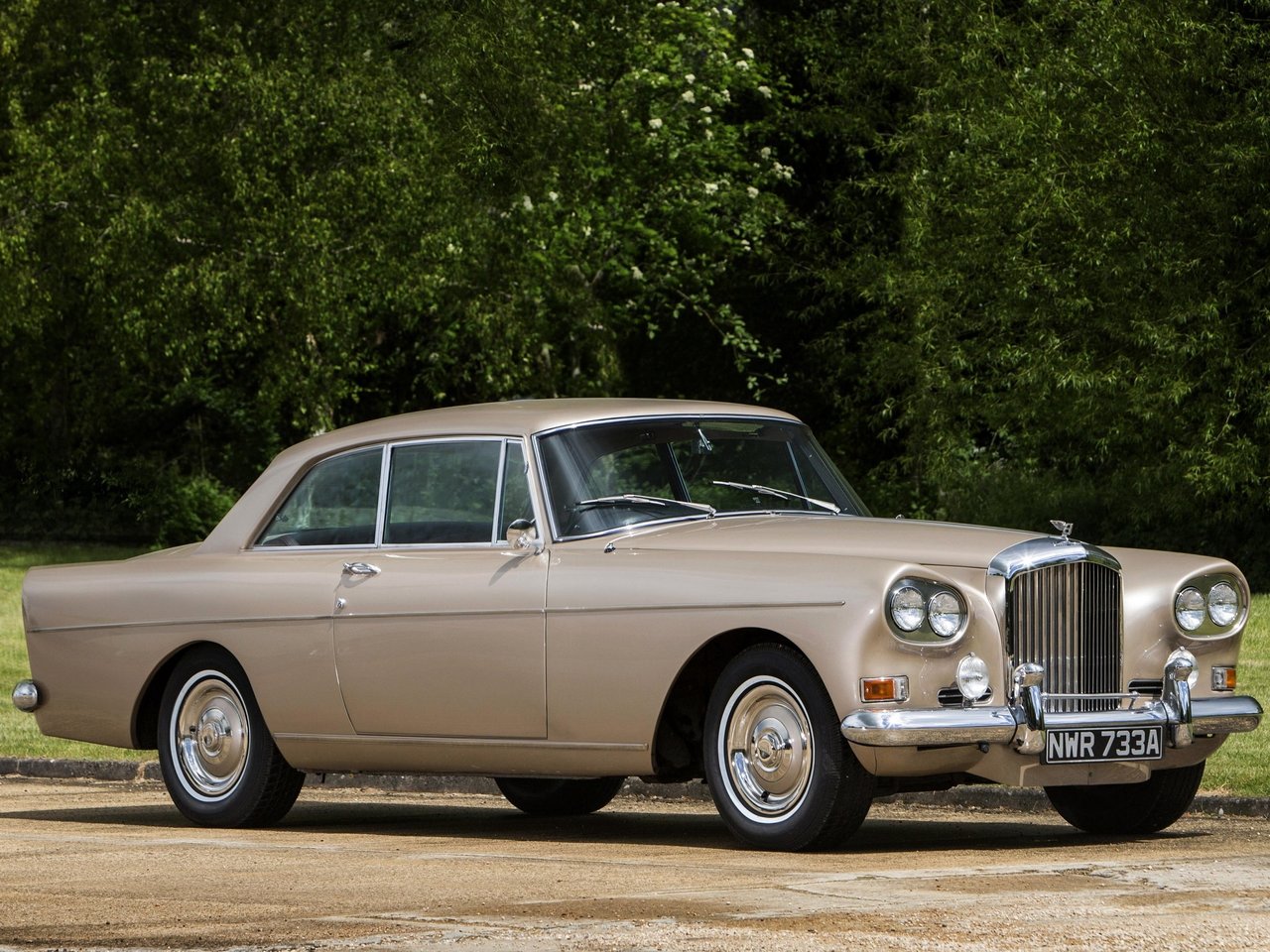 Bentley S Основной вид