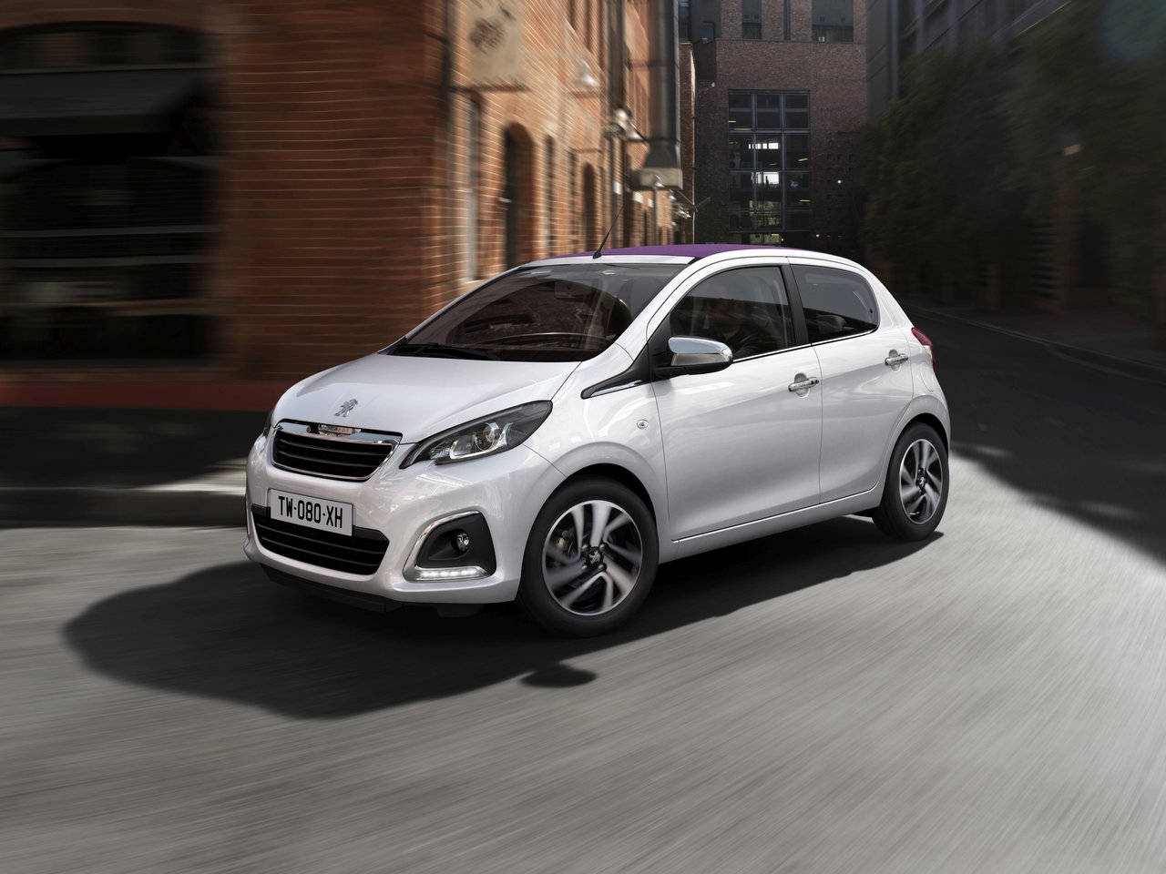 Peugeot 108 -            108