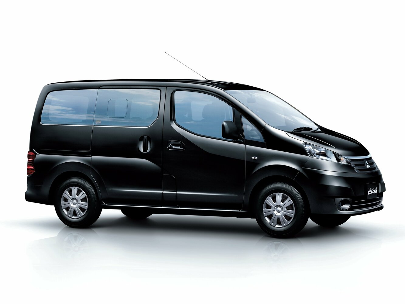 Mitsubishi Delica D:3, вид 2