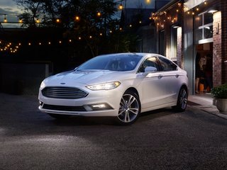 2017 Ford Fusion (North America) II Рестайлинг, серый, 800000 рублей, вид 1