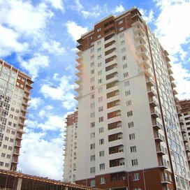 Купить 2-комнатную квартиру рядом с детским садом в МФК «Остров мечты» в Сочи - изображение 1