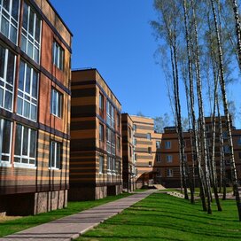 Купить квартиру рядом с лесом в микрорайоне «Бутовские аллеи» в Москве и МО - изображение 2