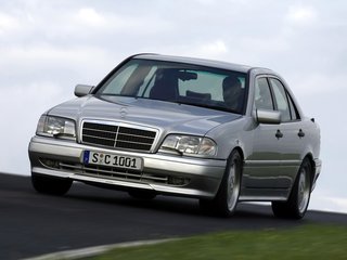 1995 Mercedes-Benz C-Класс 180 I (W202), чёрный, 125000 рублей, вид 1