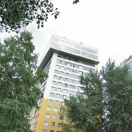 Купить 4-комнатную квартиру с большой кухней в ЖК «Созвездие Капитал-1» в Москве и МО - изображение 1