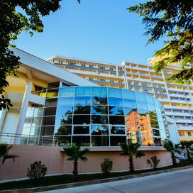 Купить 3-комнатную квартиру с ремонтом в ЖК «Триумф» в Адлере - изображение 5