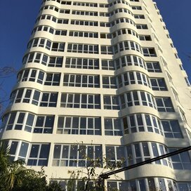 Купить студию или 1-комнатную квартиру эконом класса и с большой кухней в ЖК «Южное море» в Сочи - изображение 2