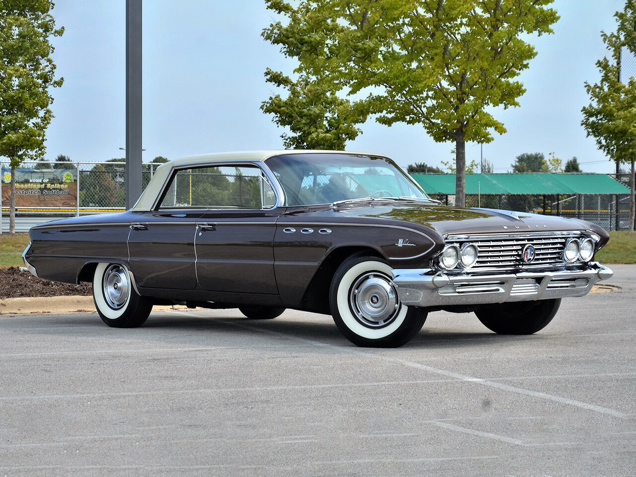 Buick LeSabre 2 поколение (1961 – 1964) - технические характеристики ...