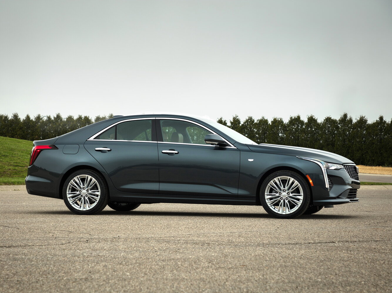 Cadillac CT4, вид 2