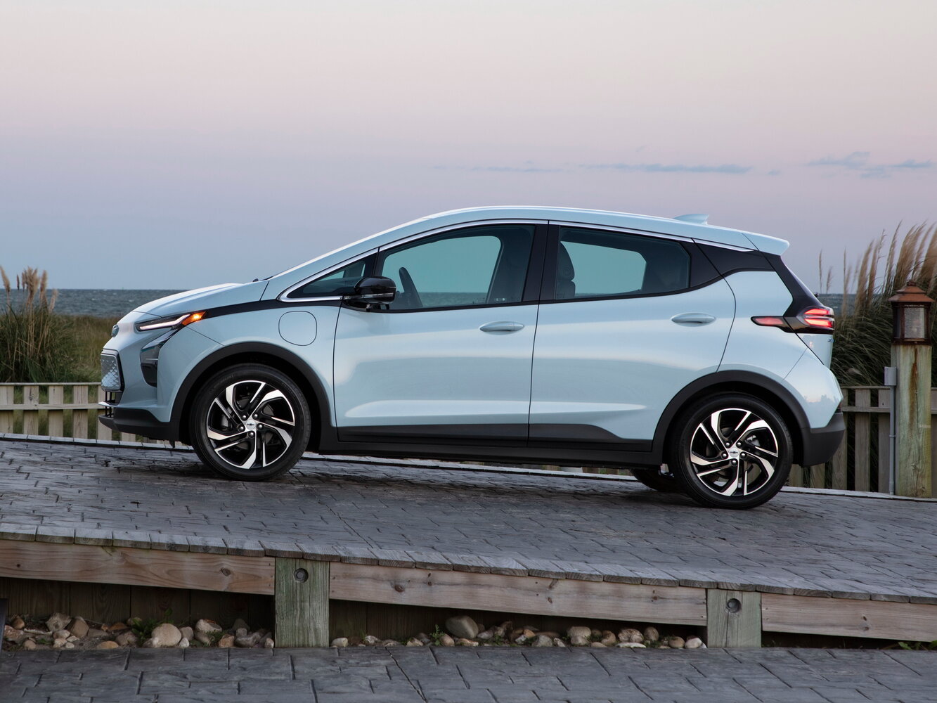 Chevrolet Bolt, вид 2