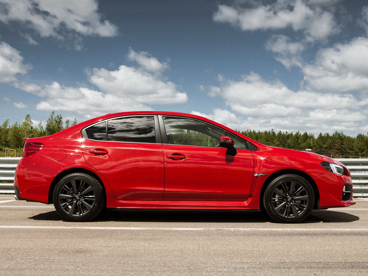 Subaru WRX I, Седан: фото поколения