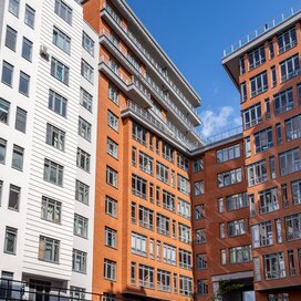 Купить трехкомнатную квартиру с высокими потолками в ЖК «Эталон на Неве» в Санкт-Петербурге и ЛО - изображение 5