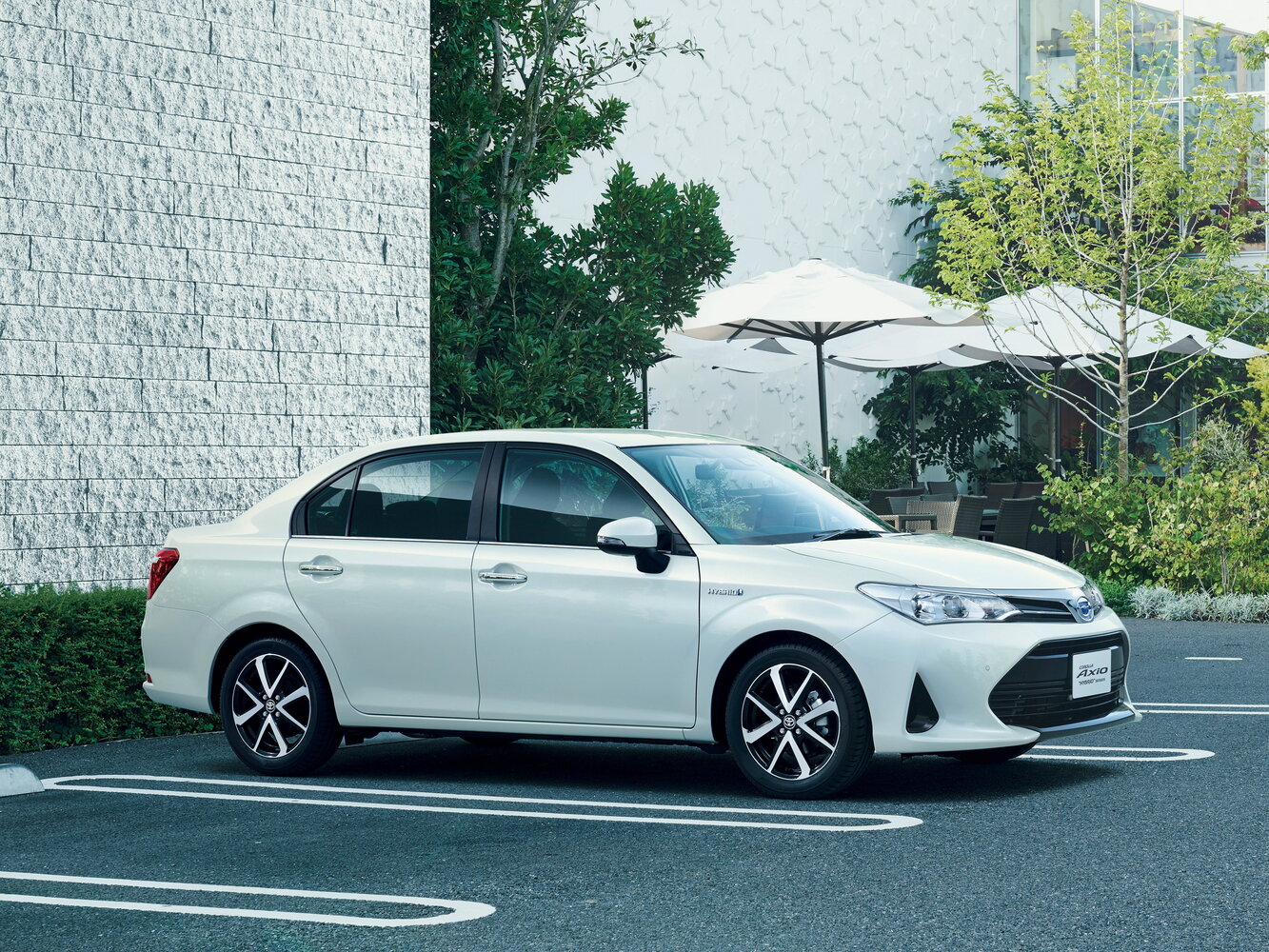 Toyota Corolla Fielder Sedan, вид 2