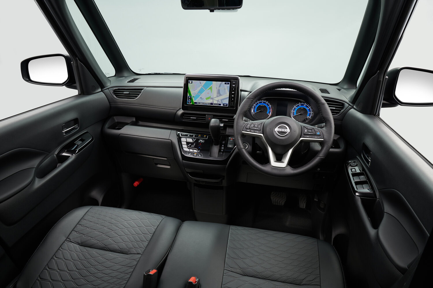 Nissan Roox, вид 3