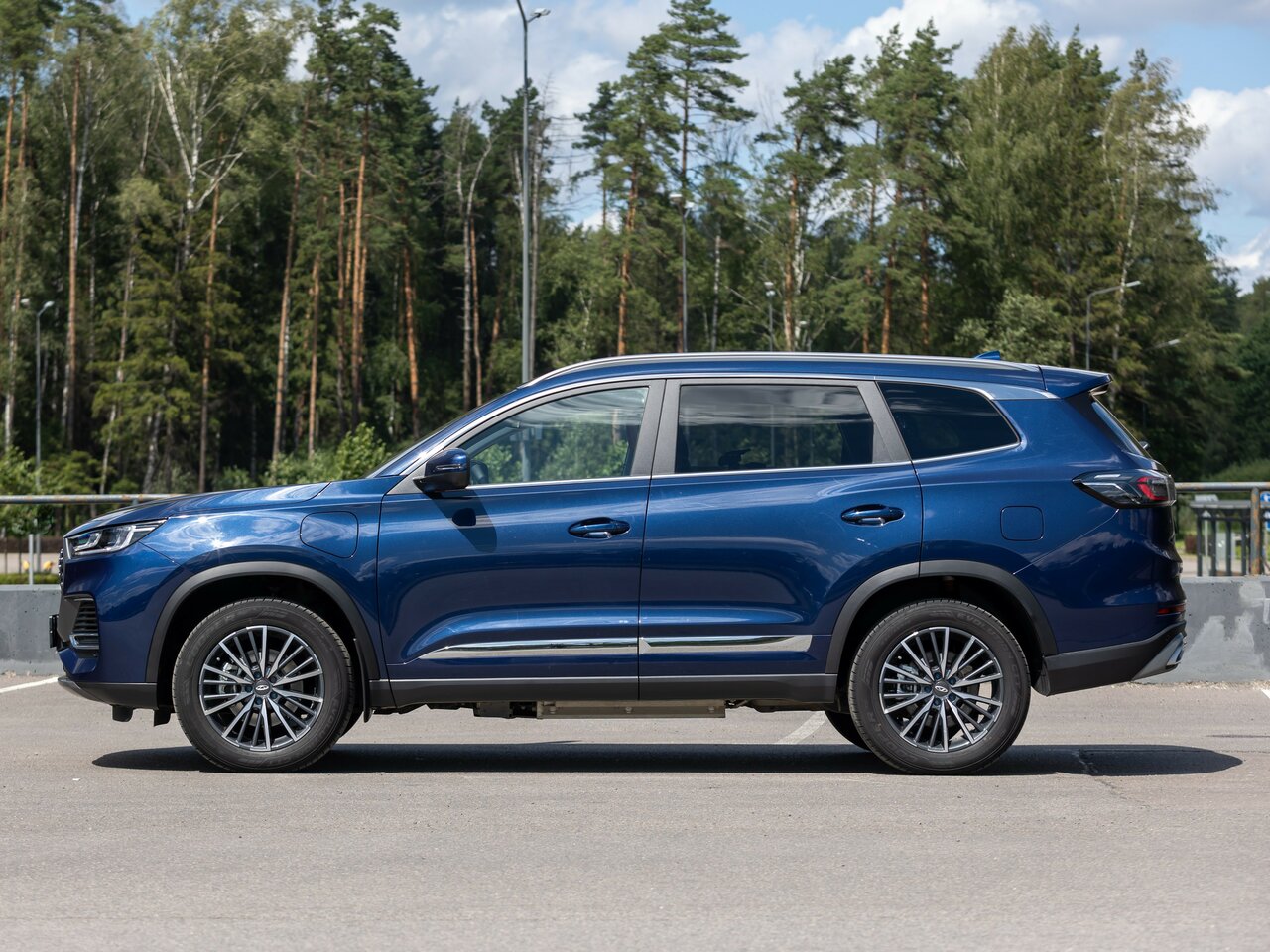 Сравнение BYD Chazor и CHERY Tiggo 8 Pro e+ по характеристикам ...