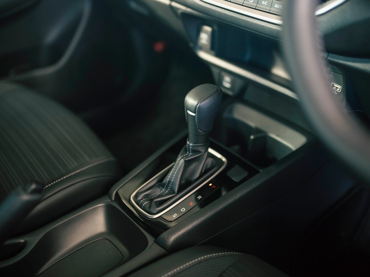 Honda WR-V III, Внедорожник 5 дв.: фото поколения