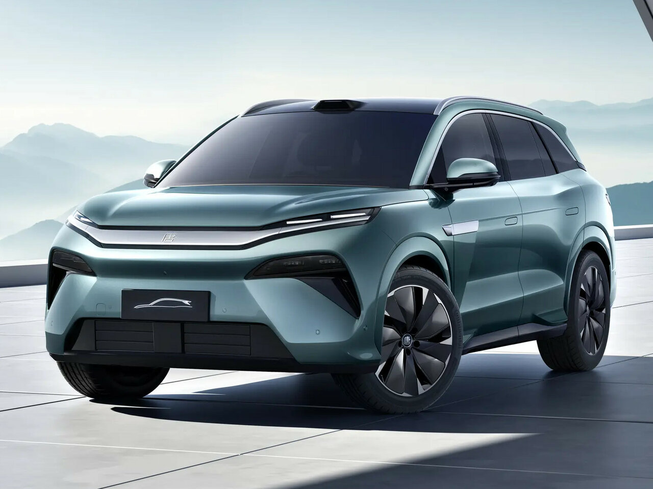 BYD Tang L Основной вид