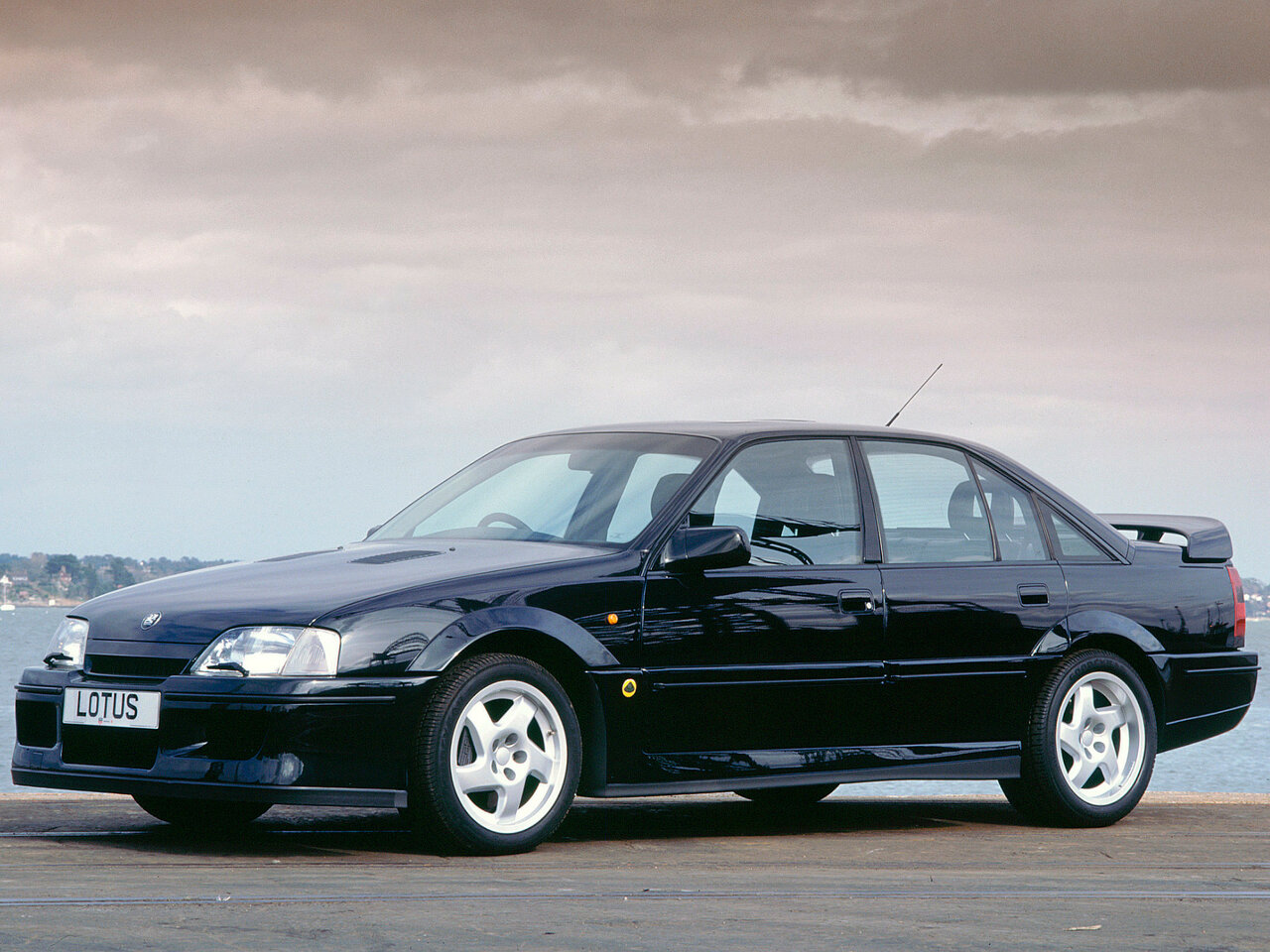 Vauxhall Lotus Carlton Основной вид