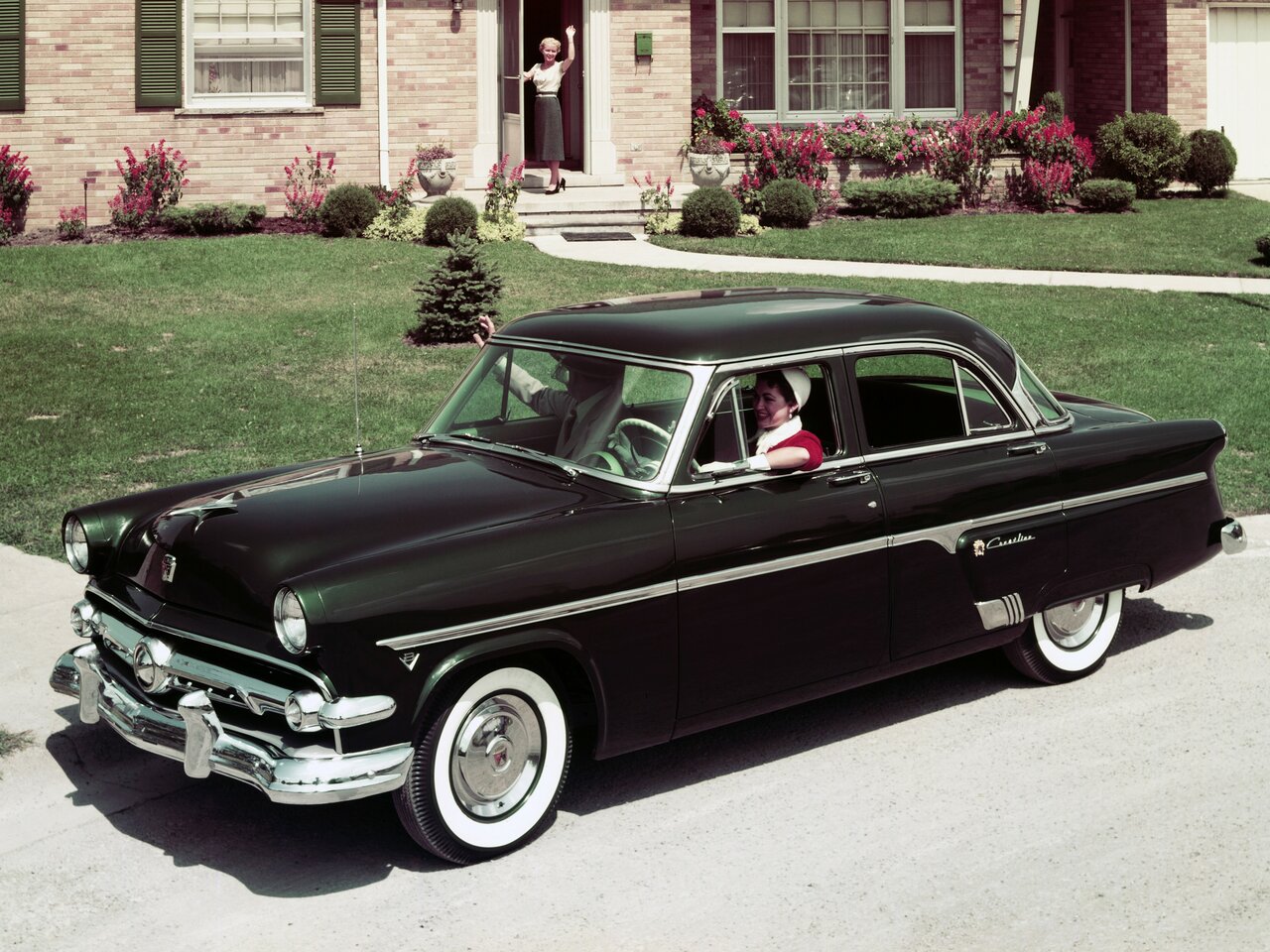 Ford Crestline Основной вид