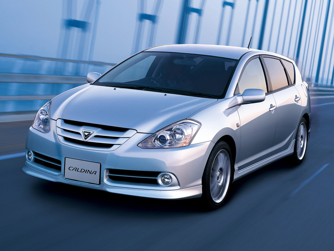 Toyota Caldina Основной вид