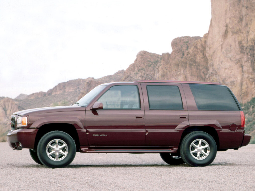 GMC Yukon II (GMT800), Внедорожник 5 дв. XL: фото поколения