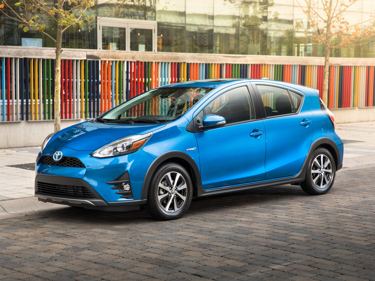 Toyota Prius c Основной вид
