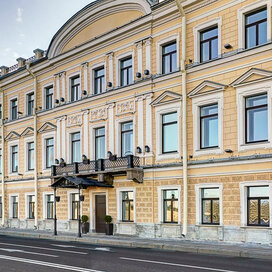 Купить квартиру в клубном доме «Особняк Кушелева-Безбородко» в Санкт-Петербурге и ЛО - изображение 1