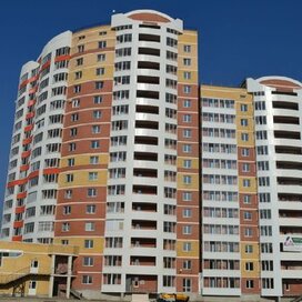 Купить квартиру рядом с детским садом в жилом доме на ул. Крылова, 85 в Абакане - изображение 1