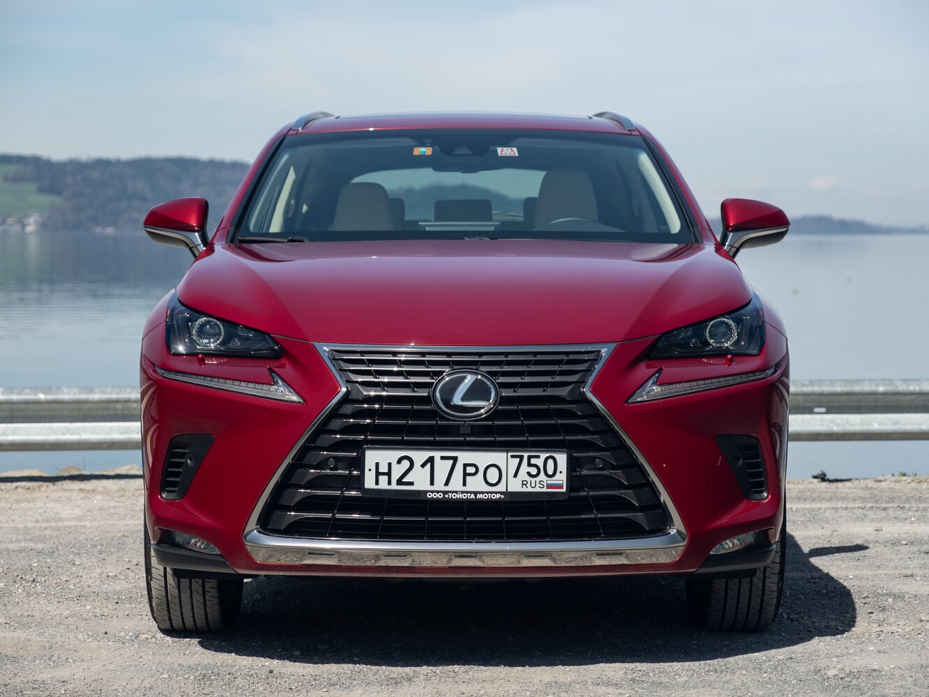 Lexus NX, вид 3