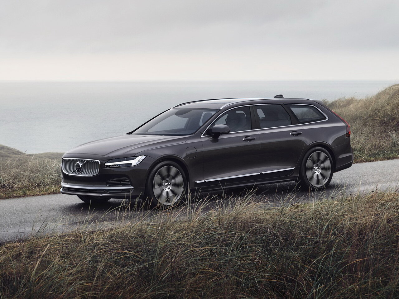 Новые модели Volvo V90 Cross Country