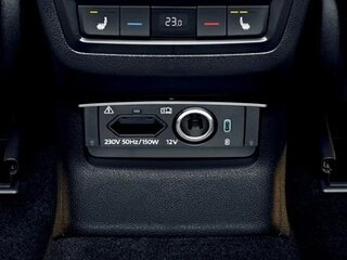 Розетка 230В, USB-C сзади