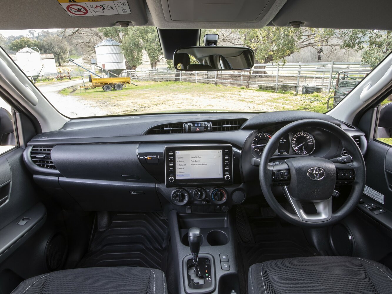 Toyota Hilux, вид 3