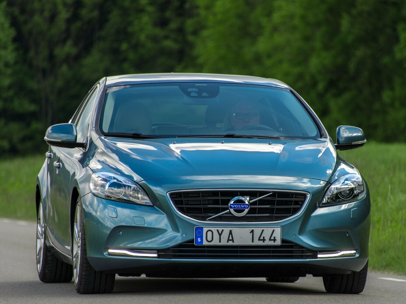 Volvo V40, вид 3