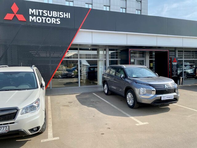 Профиль дилера Автомир Mitsubishi Варшавка на Авто.ру