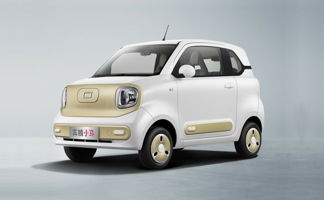 Жұлдызды соғыстар порно пародиясы орыс тілінде