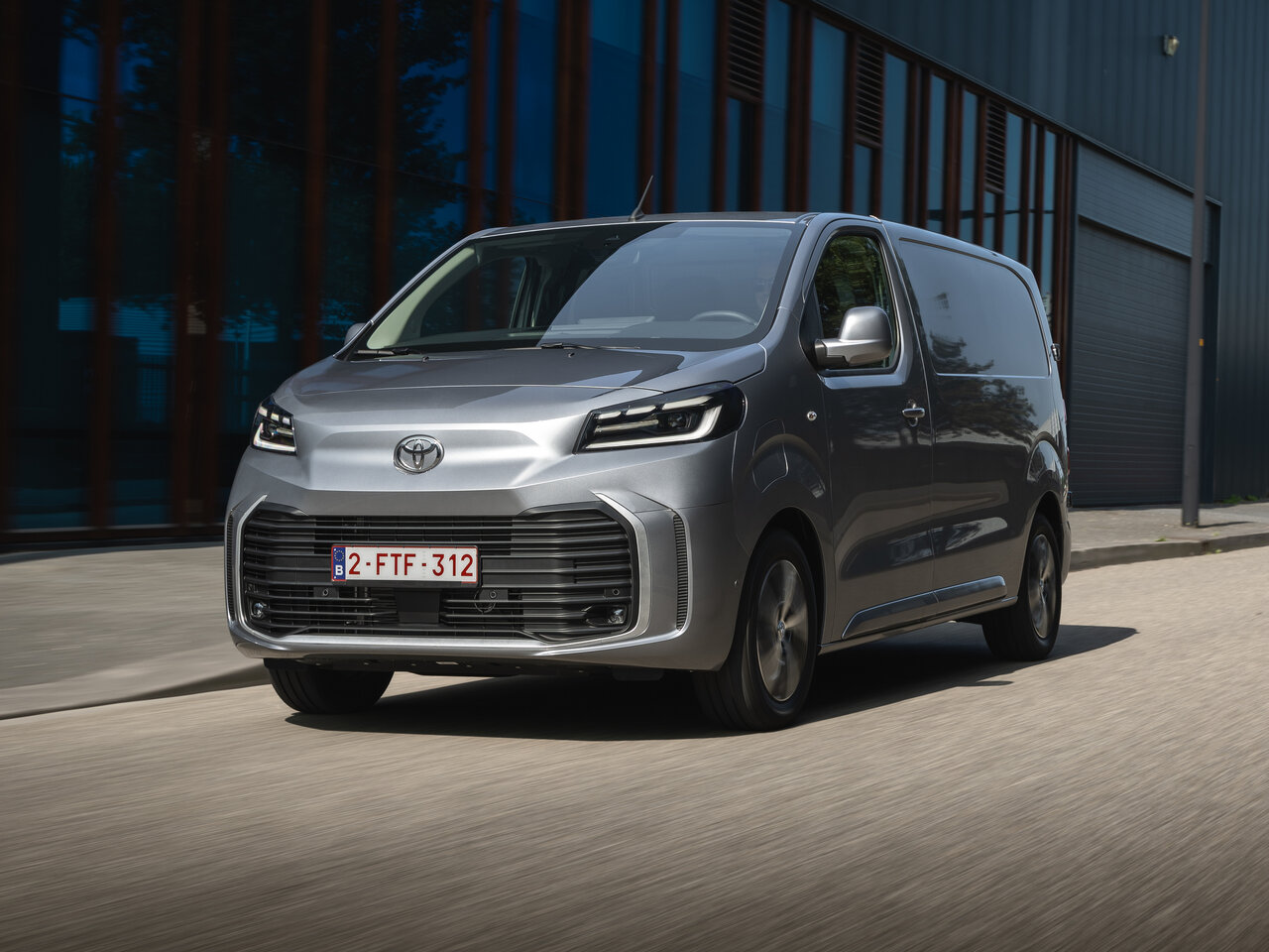 Toyota ProAce Основной вид