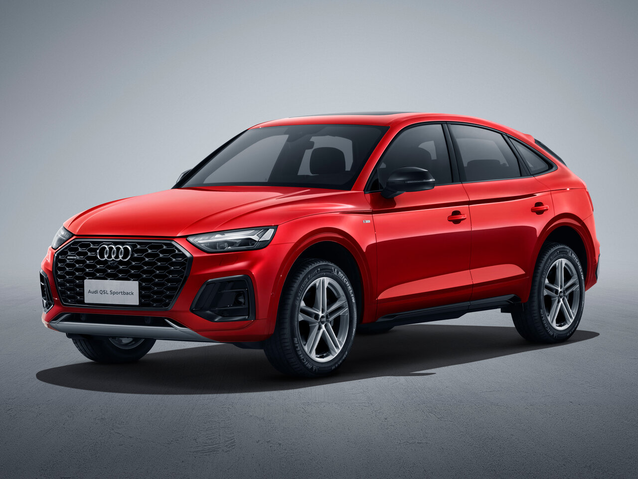 Audi Q5 Sportback L Основной вид