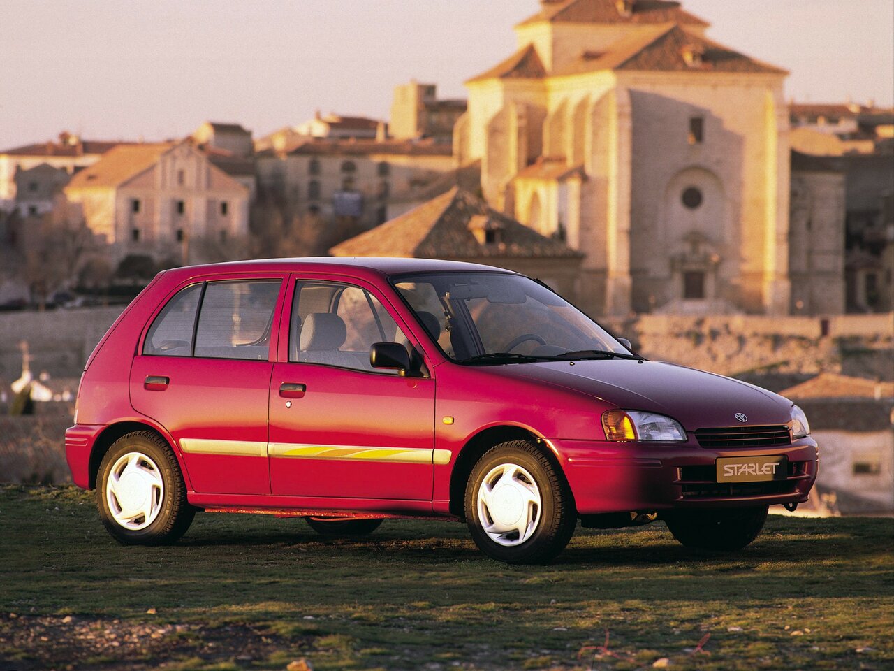 Toyota Starlet Основной вид
