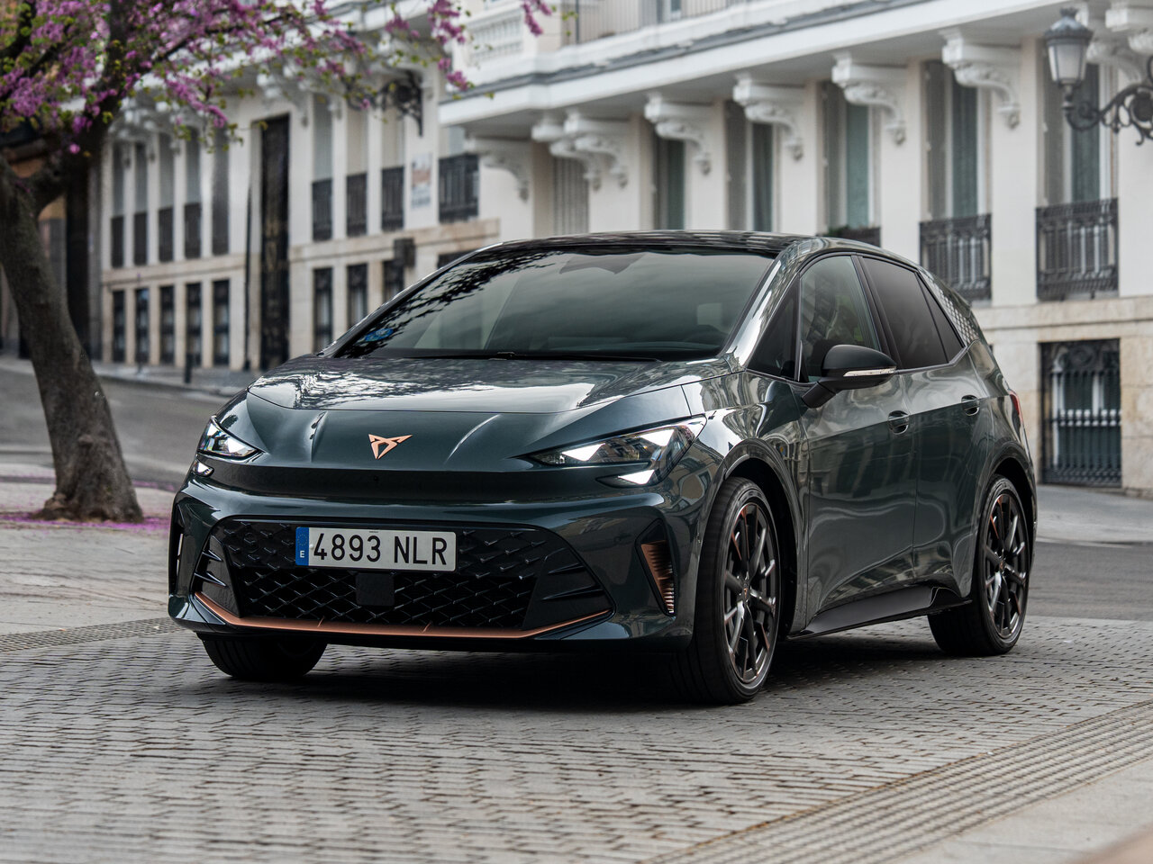 Cupra Born Основной вид