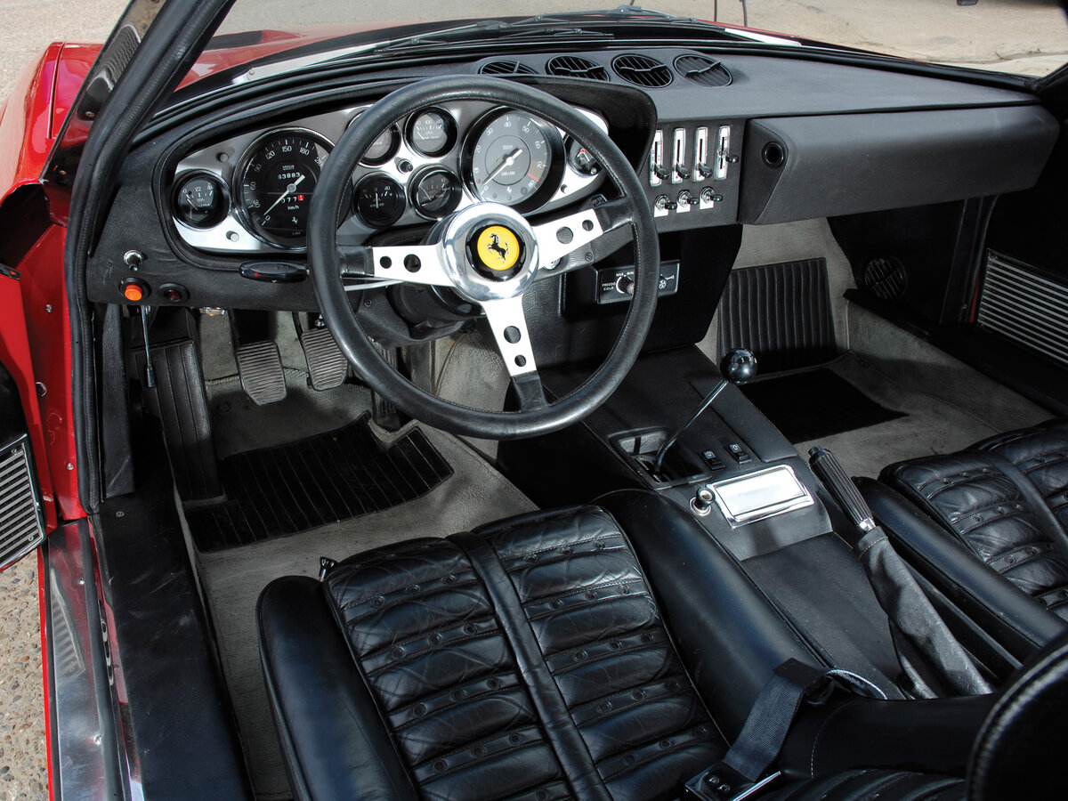 Ferrari 365 GTB/4 Daytona II, Купе: фото поколения