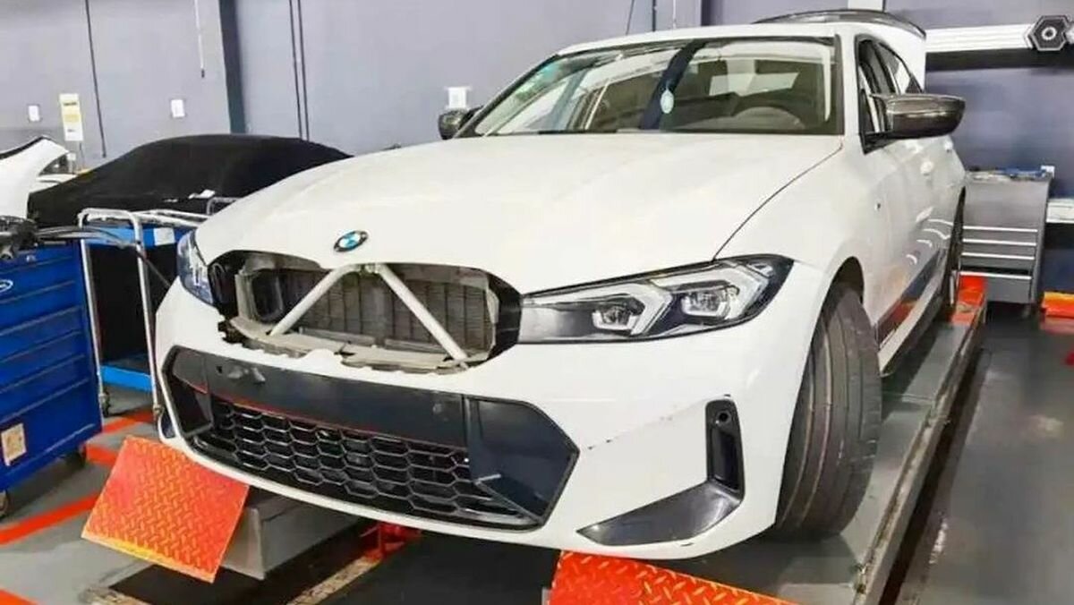 Опубликовано фото странной BMW 3 серии: возможно, это рестайлинг