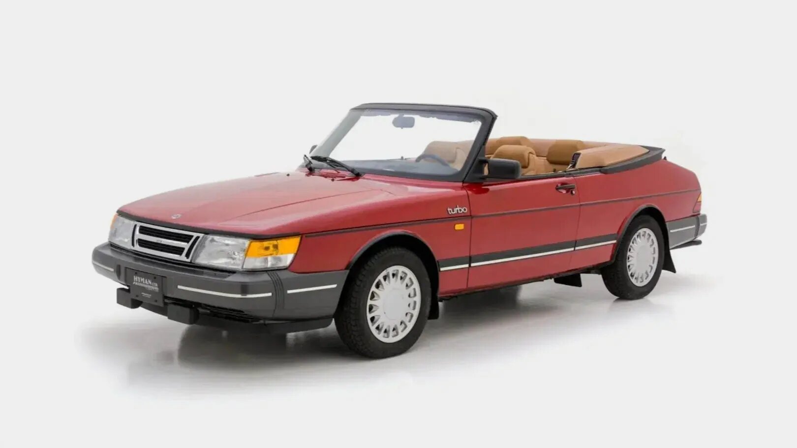 35-летний кабриолет Saab 900 Turbo ушёл с аукциона за рекордную цену