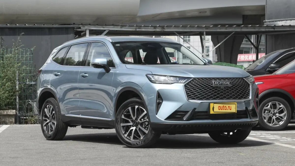 В России появился гибридный кроссовер Haval H6