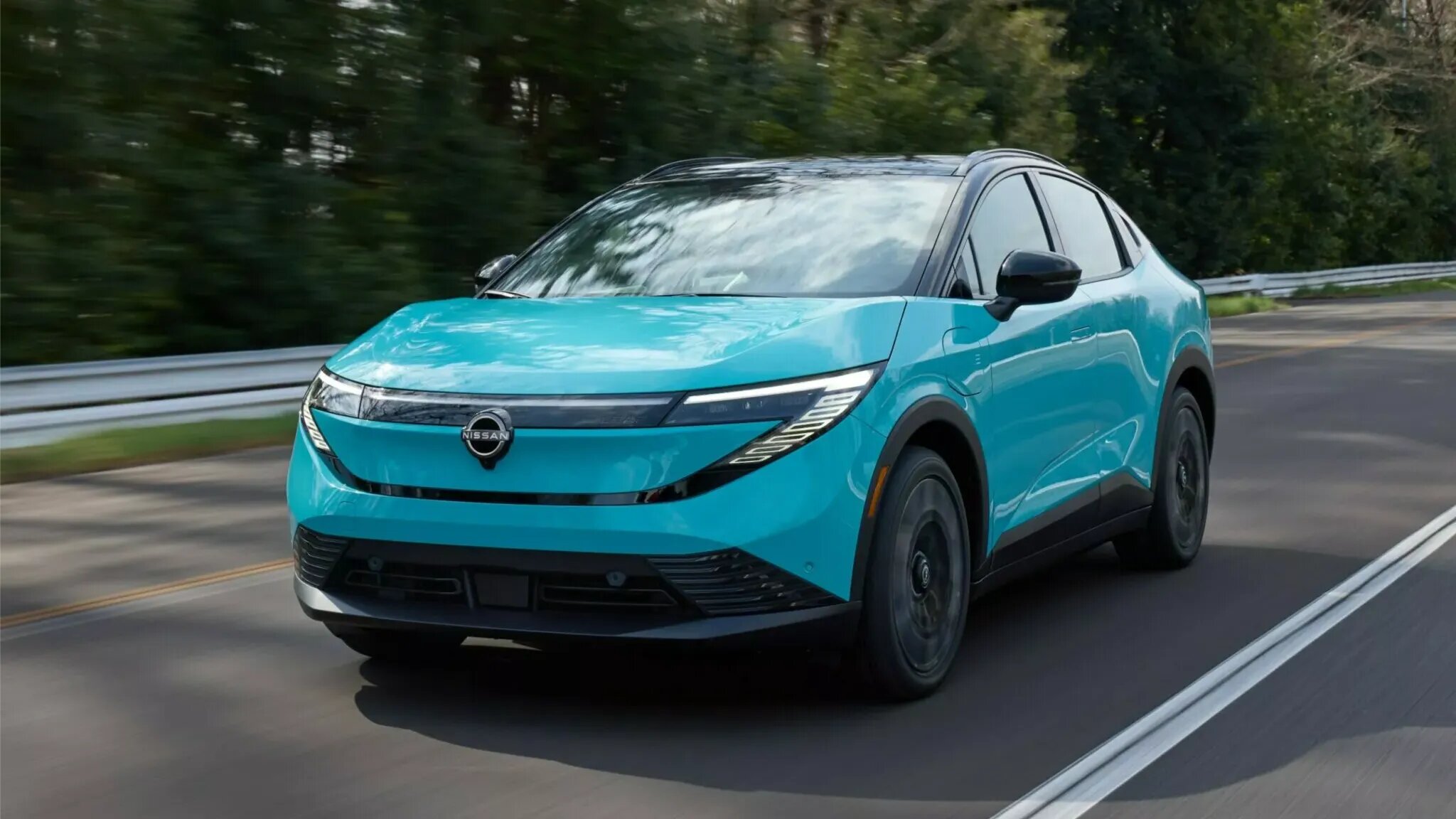 Новый Nissan Leaf теперь похож на кроссовер и может проехать более 600 километров без подзарядки